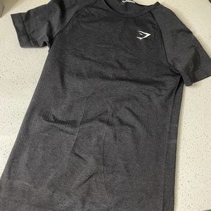 Gym shark *bundle short sleeve + long sleeve size S